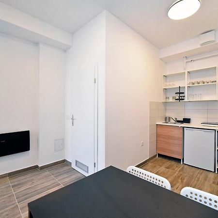 Apartments Dubec เซสเวเต ภายนอก รูปภาพ