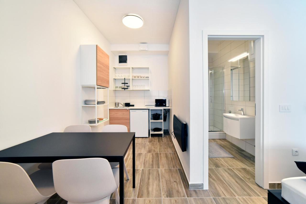 Apartments Dubec เซสเวเต ภายนอก รูปภาพ
